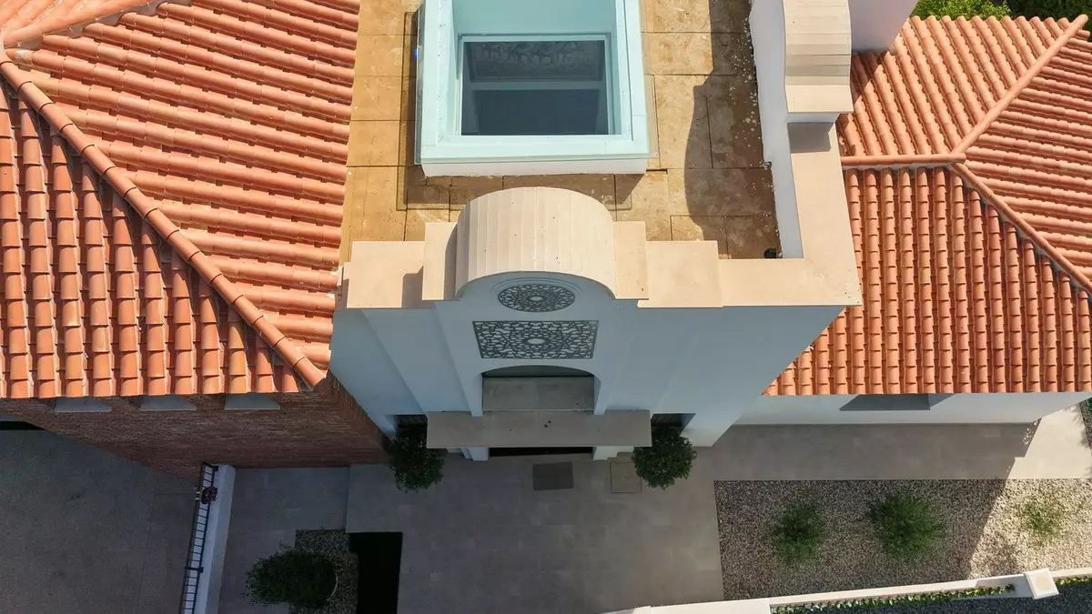 5-bedroom Villa In Estepona, Spain (600 M²)