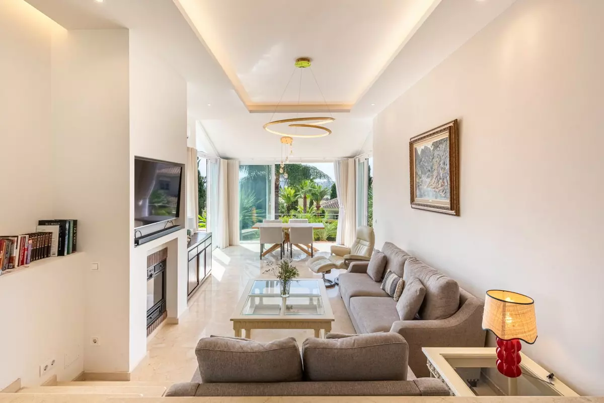 4-bedroom Villa In Mijas, Spain (380 M²)