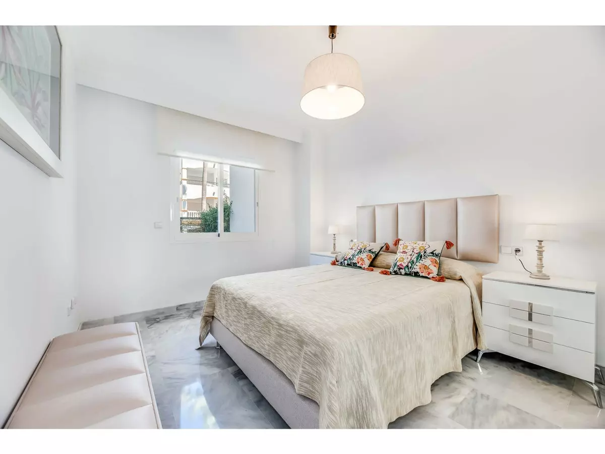 2-bedroom Apartment In Marbella, Spain (90 M²)