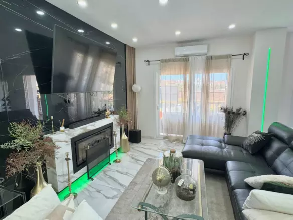 5-bedroom Villa In Alhaurín De La Torre, Spain (250 M²)