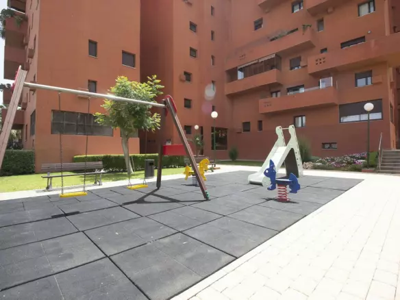 2-bedroom Apartment In Estepona, Spain (70 M²)