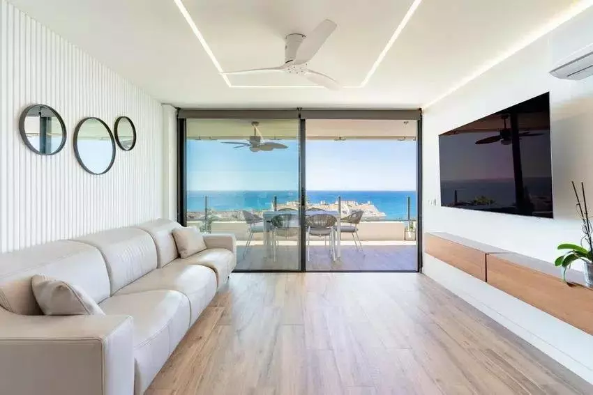3-bedroom Apartment In Marbella, Spain (117 M²)