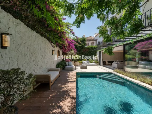 4-bedroom Villa In Marbella, Spain (519 M²)