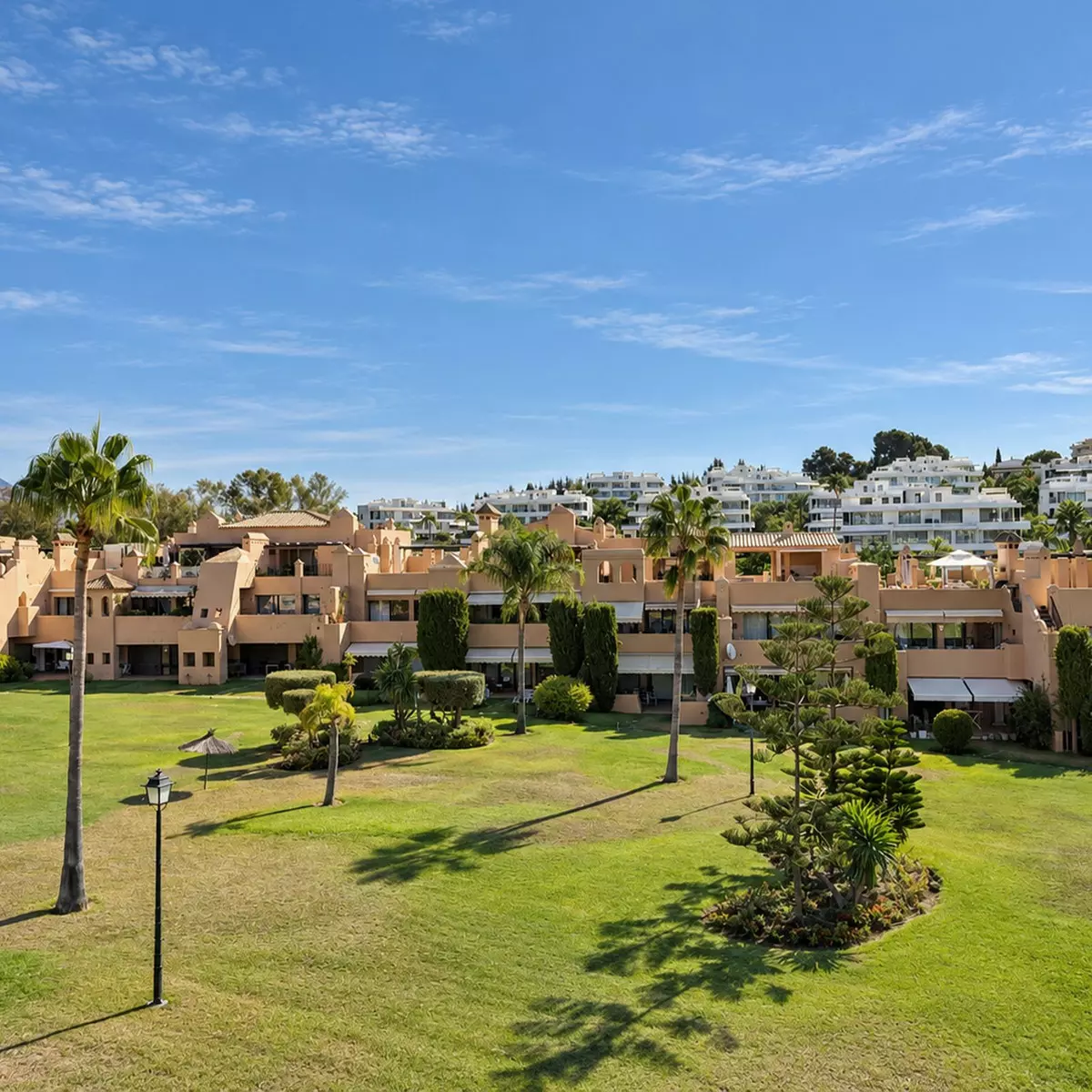 3-bedroom Apartment In Estepona, Spain (247 M²)