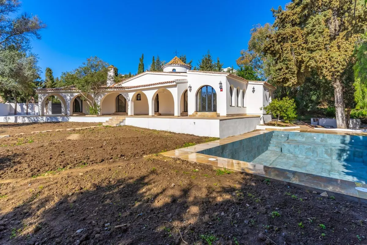 4-bedroom Villa In Mijas, Spain (175 M²)