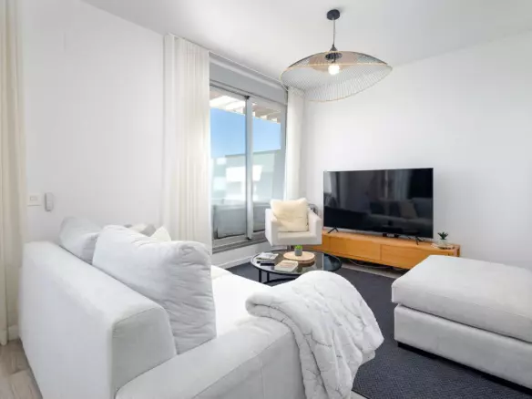 3-bedroom Apartment In Estepona, Spain (107 M²)