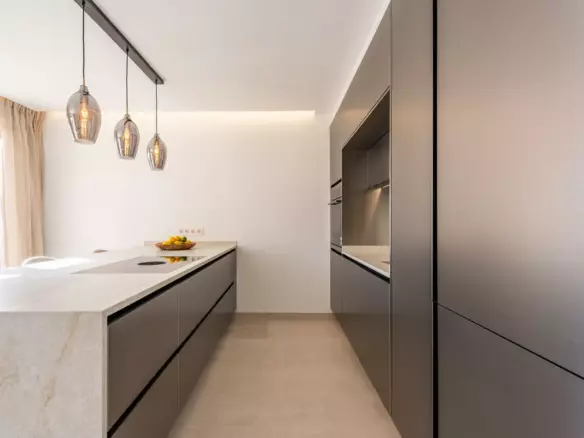 2-bedroom Apartment In Estepona, Spain (88 M²)