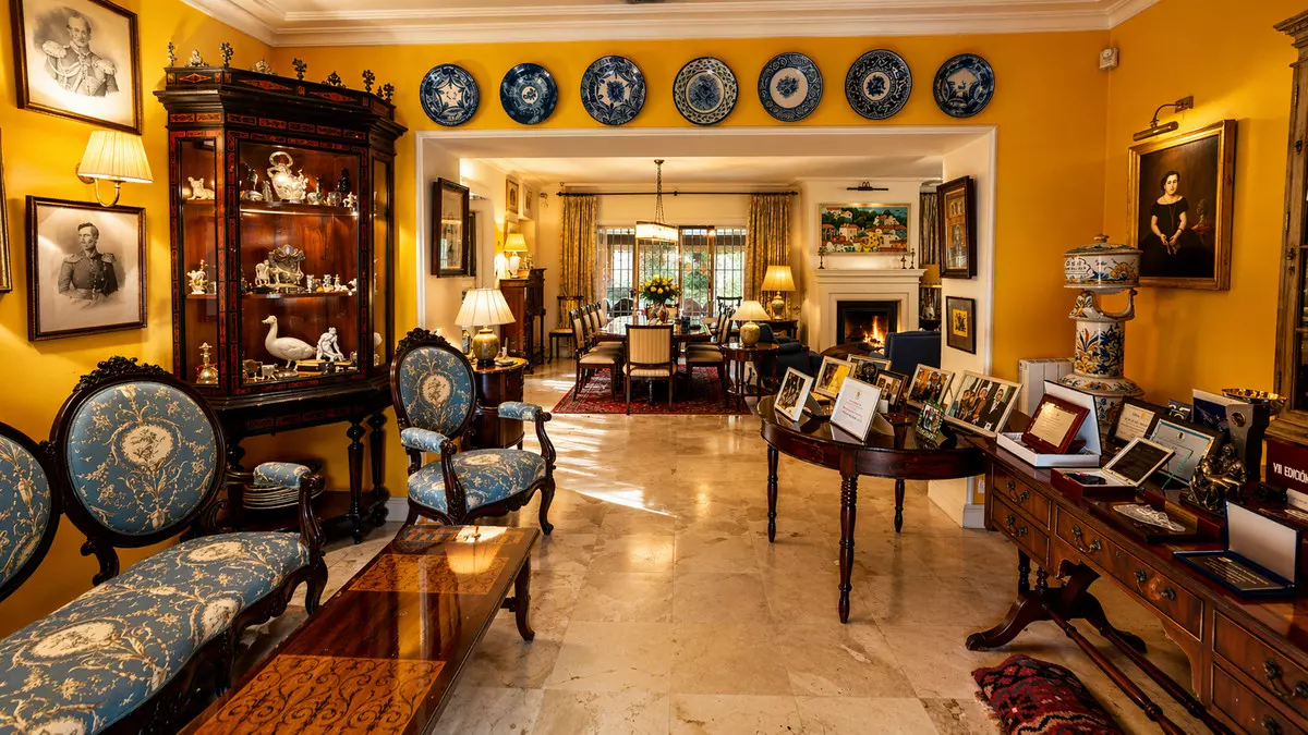 5-bedroom Villa In Marbella, Spain (650 M²)
