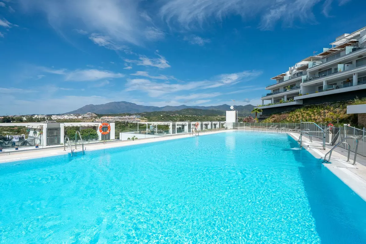 3-bedroom Town House In Estepona, Spain (160 M²)