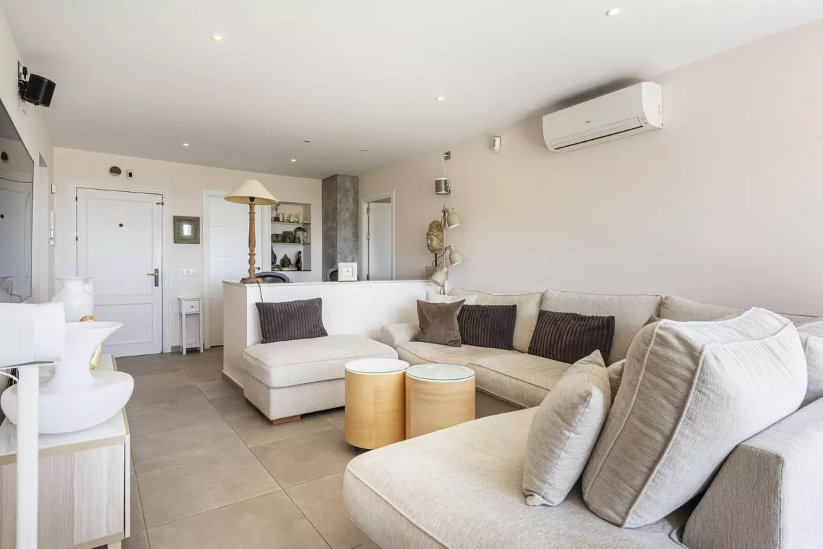 2-bedroom Apartment In Málaga, Spain (108 M²)