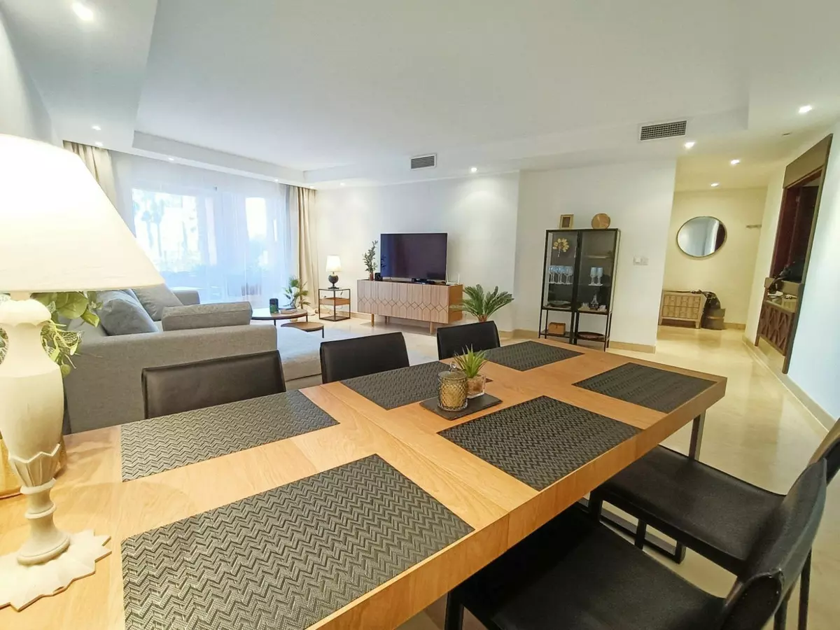 3-bedroom Apartment In Marbella, Spain (155 M²)