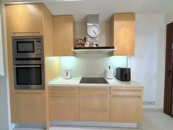 2-bedroom Apartment In Estepona, Spain (153 M²)
