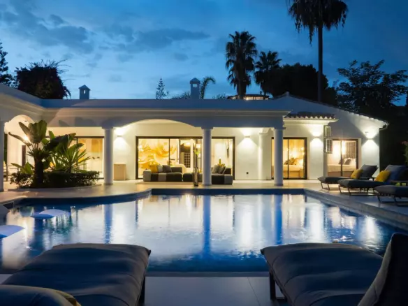 5-bedroom Villa In Estepona, Spain (278 M²)