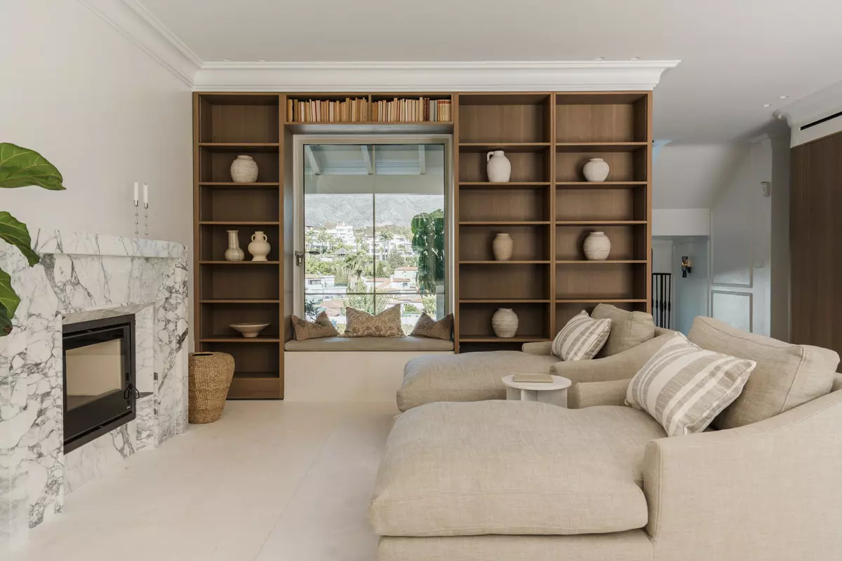 5-bedroom Villa In Marbella, Spain (441 M²)