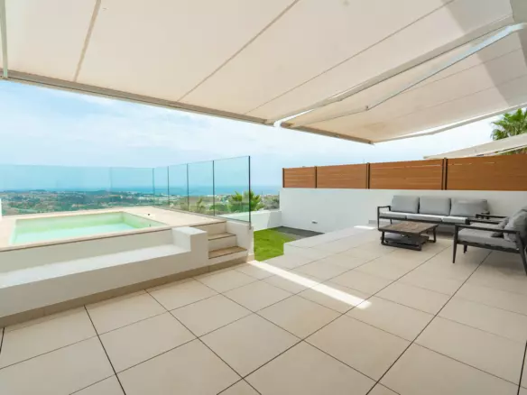 3-bedroom Apartment In Mijas, Spain (247 M²)