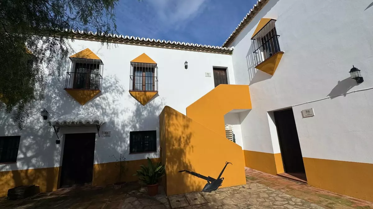 10-bedroom Country House In Teba, Spain (1.170 M²)
