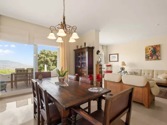 2-bedroom Apartment In Marbella, Spain (125 M²)