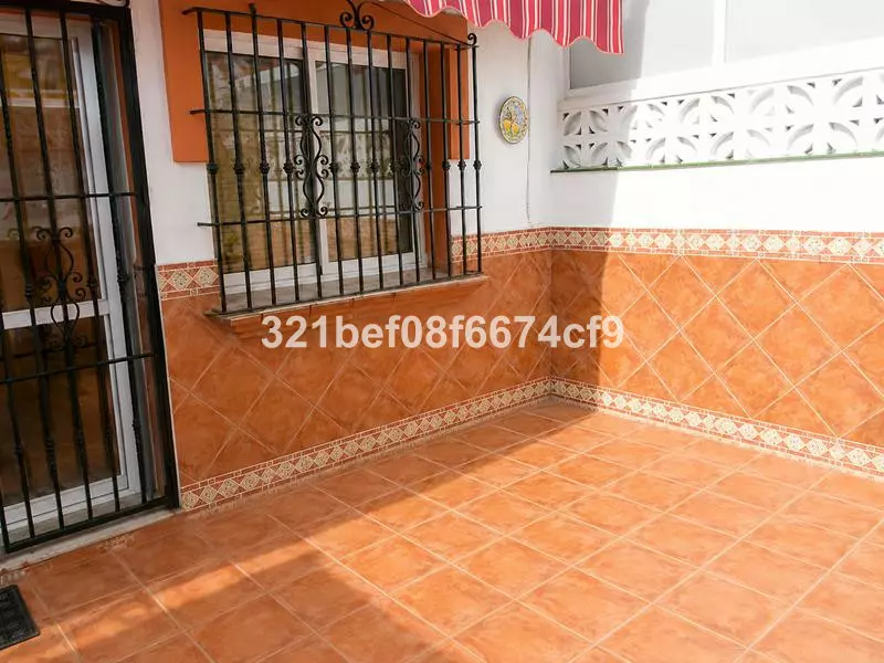 3-bedroom Town House In Estepona, Spain (200 M²)