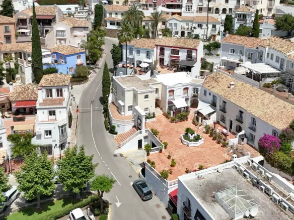 2-bedroom Town House In Benahavis, Spain (104 M²)