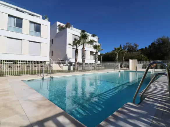 3-bedroom Apartment In Marbella, Spain (149 M²)