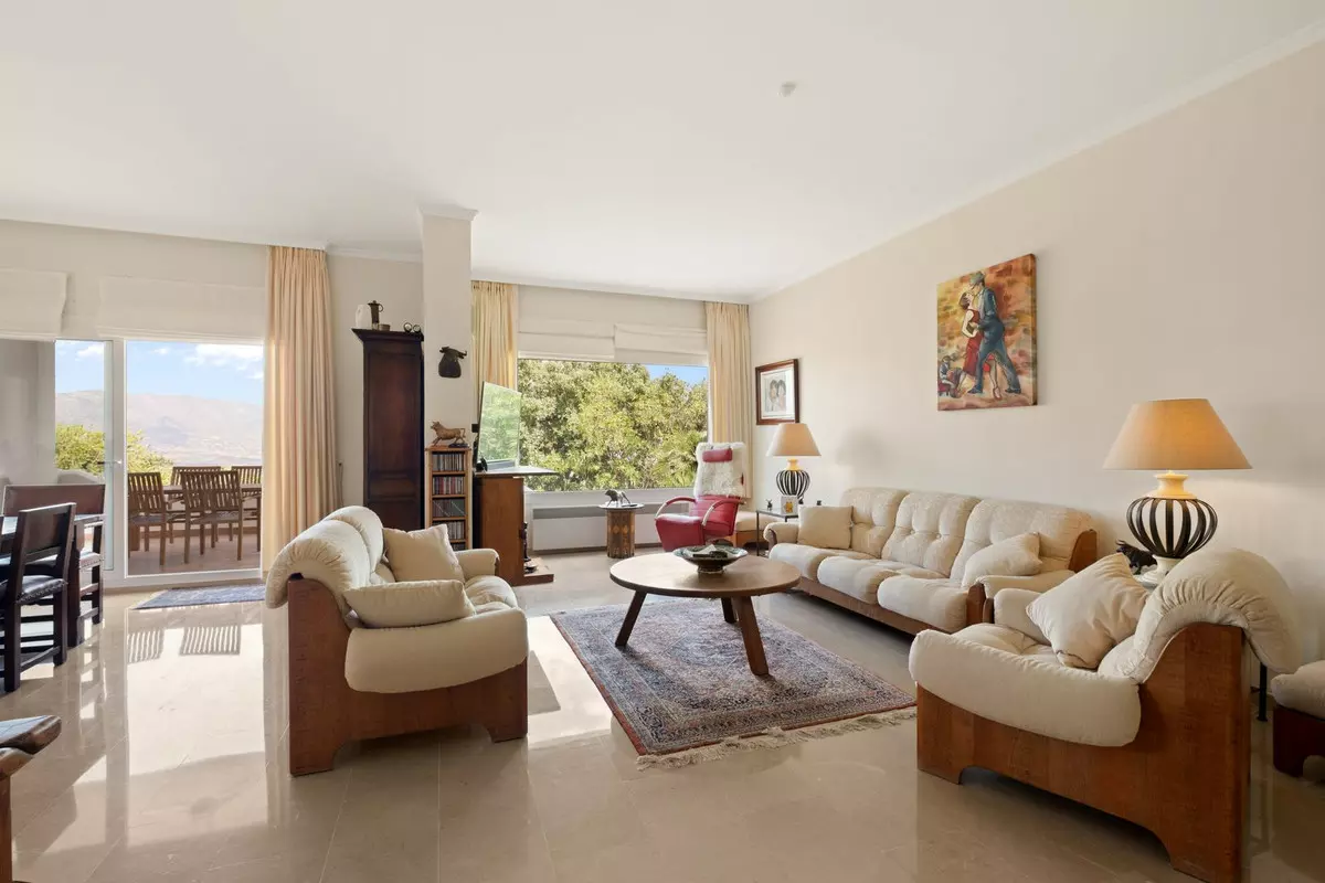 2-bedroom Apartment In Marbella, Spain (125 M²)