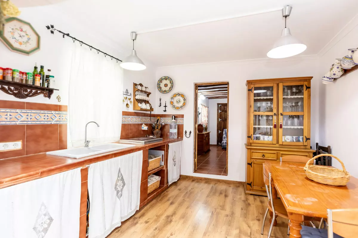 5-bedroom Country House In Cuevas De San Marcos, Spain (300 M²)