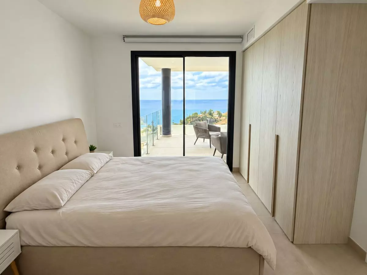 2-bedroom Apartment In Fuengirola, Spain (97 M²)
