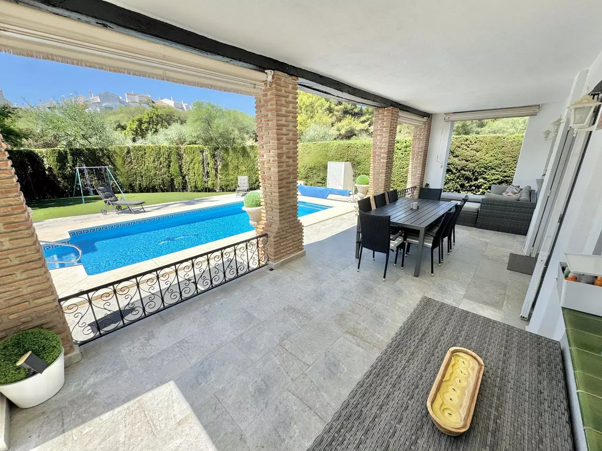 4-bedroom Villa In Mijas, Spain (344 M²)