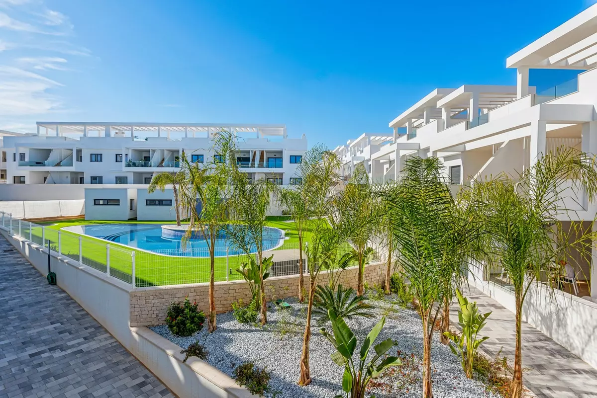 2-bedroom Apartment In Orihuela, Spain (75 M²)