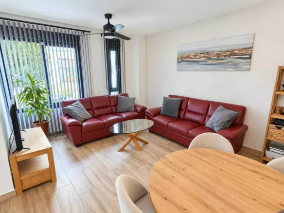 2-bedroom Apartment In Fuengirola, Spain (92 M²)