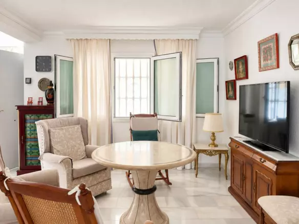 4-bedroom Villa In Benalmádena, Spain (343 M²)
