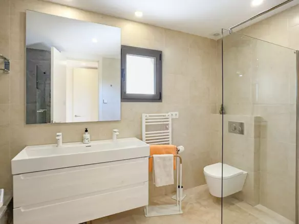 2-bedroom Apartment In Casares, Spain (108 M²)