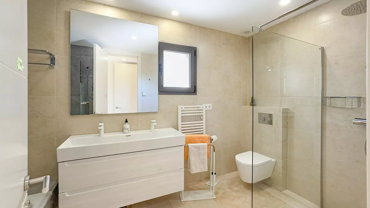 2-bedroom Apartment In Casares, Spain (108 M²)