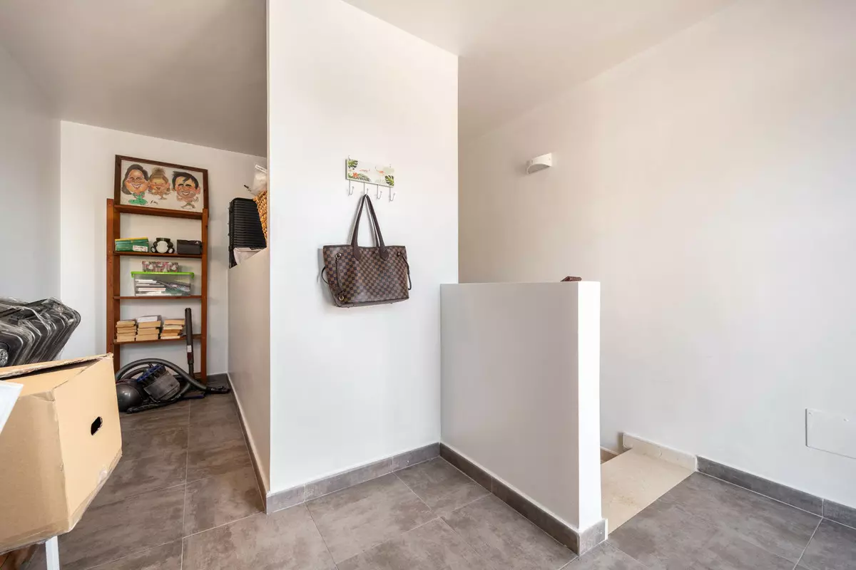 3-bedroom Villa In Estepona, Spain (306 M²)
