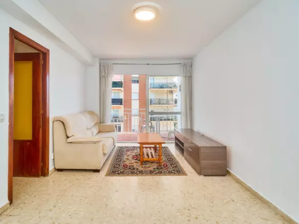 4-bedroom Apartment In Fuengirola, Spain (82 M²)