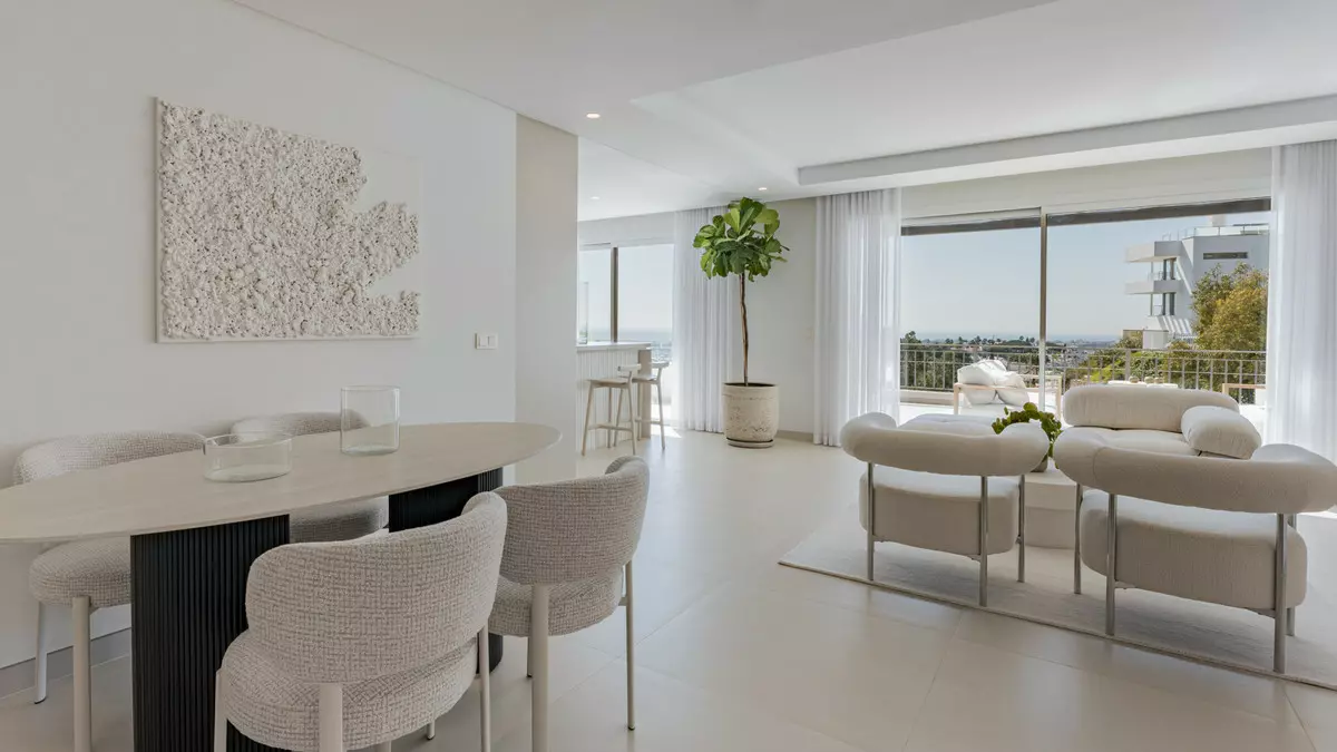 3-bedroom Apartment In Benahavis, Spain (145 M²)