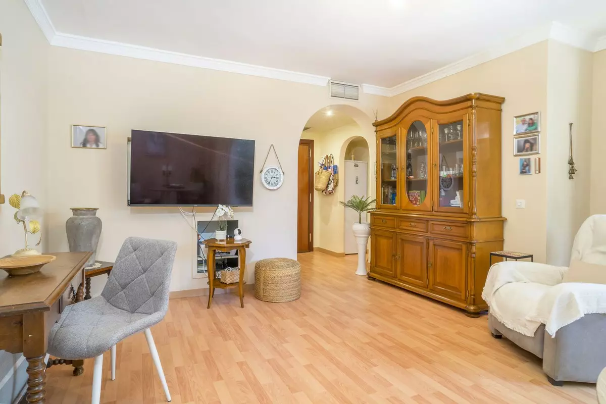 1-bedroom Apartment In Estepona, Spain (57 M²)