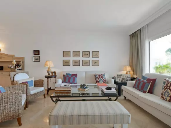 3-bedroom Apartment In Marbella, Spain (212 M²)