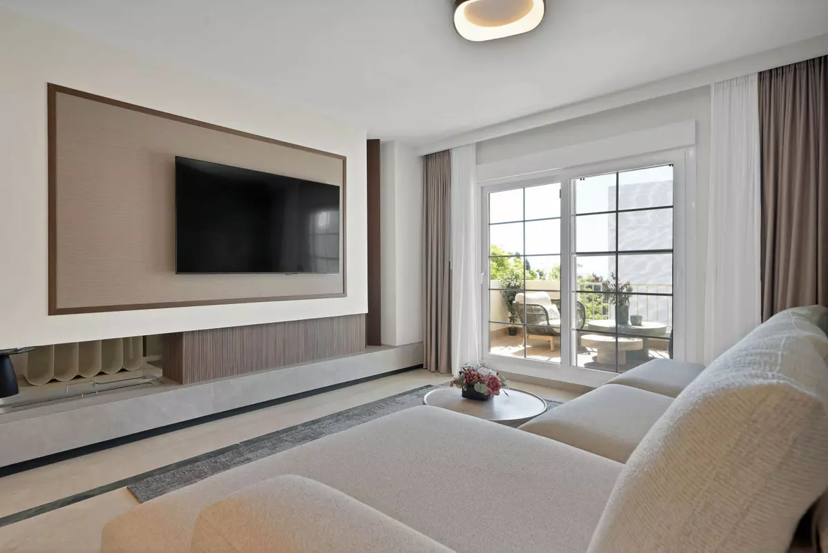 2-bedroom Apartment In Marbella, Spain (120 M²)