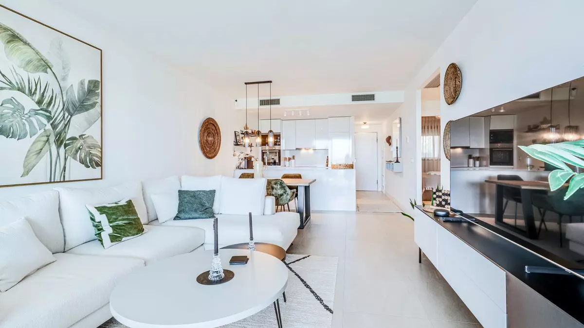 2-bedroom Apartment In Manilva, Spain (79 M²)