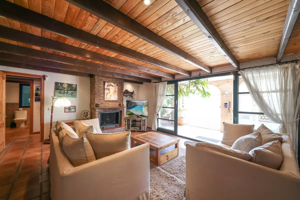3-bedroom Villa In Guaro, Spain (222 M²)