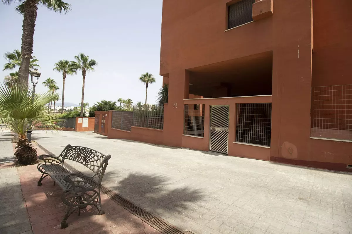 2-bedroom Apartment In Estepona, Spain (70 M²)