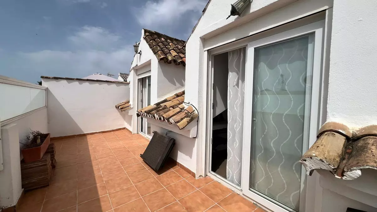 3-bedroom Villa In Benalmádena, Spain (124 M²)