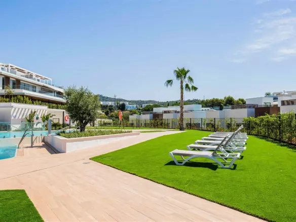 3-bedroom Apartment In Marbella, Spain (148 M²)