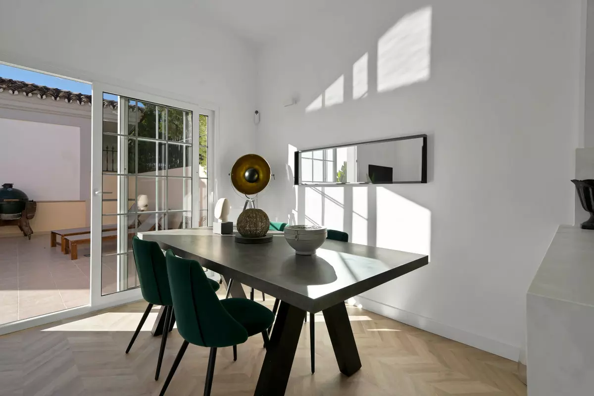 5-bedroom Town House In Marbella, Spain (242 M²)