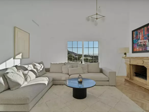 5-bedroom Town House In Marbella, Spain (242 M²)