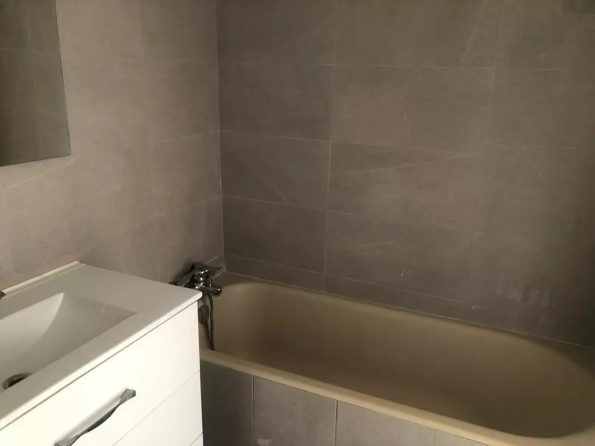 3-bedroom Apartment In Málaga, Spain (83 M²)