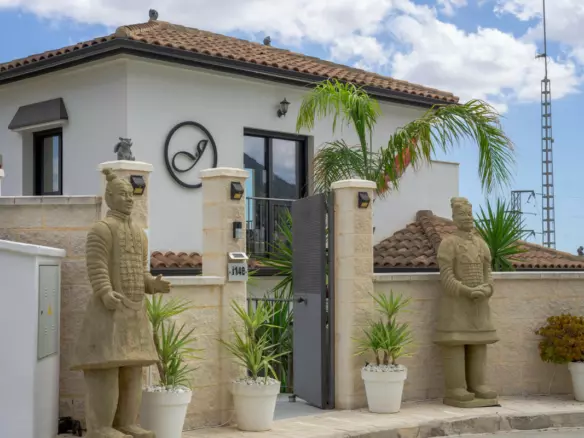 3-bedroom Villa In Casarabonela, Spain (232 M²)