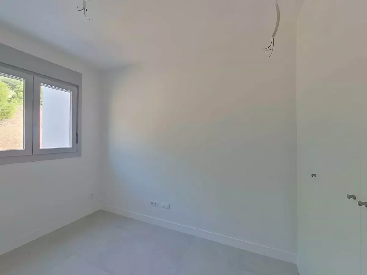 3-bedroom Apartment In Benalmádena, Spain (129 M²)