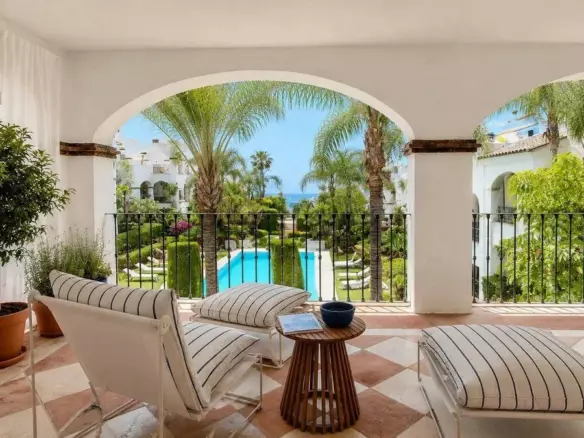 3-bedroom Apartment In Marbella, Spain (162 M²)